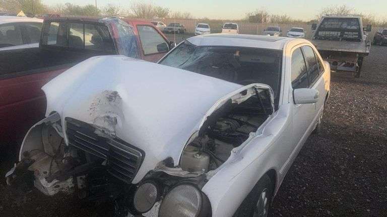 2000 MERCEDES-BENZ  E-CLASS