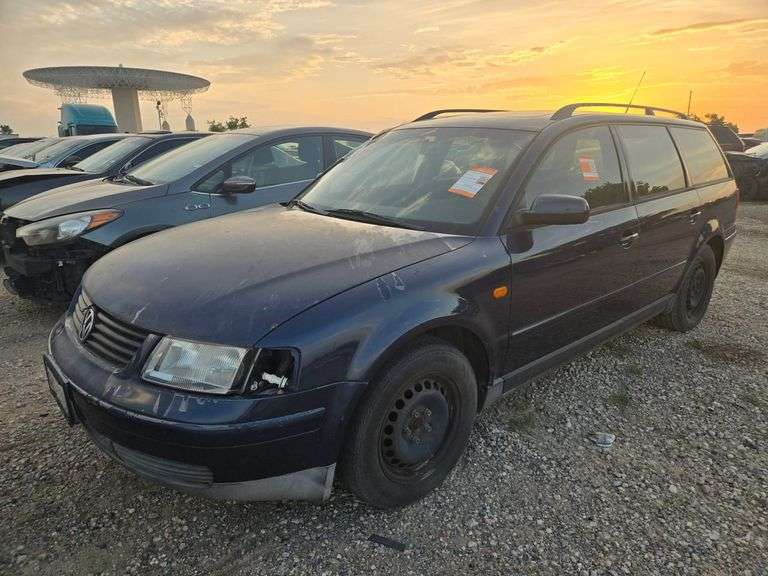 1998 VOLKSWAGEN  PASSAT