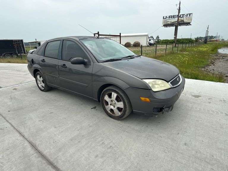 2005 FORD  FOCUS