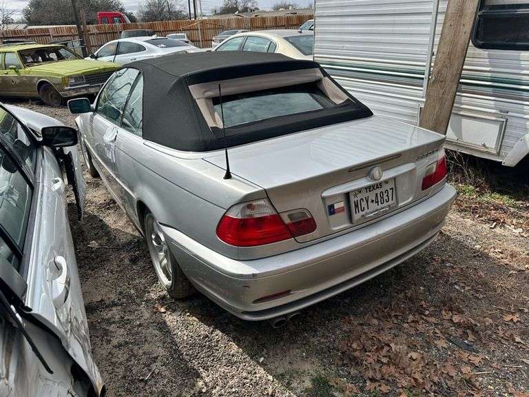 2002 BMW  330CI