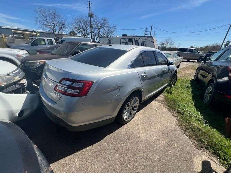 TITLE - 2013 FORD  TAURUS