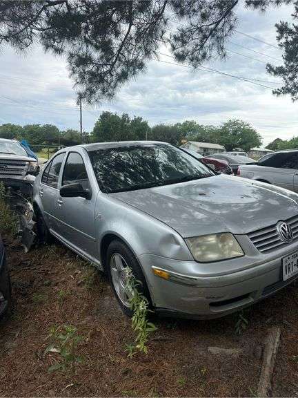 2002 VOLKSWAGEN  JETTA