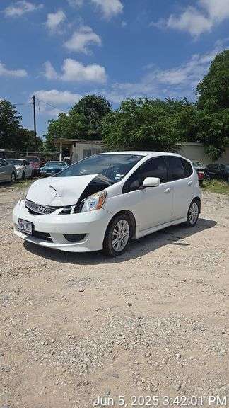 2010 HONDA  FIT