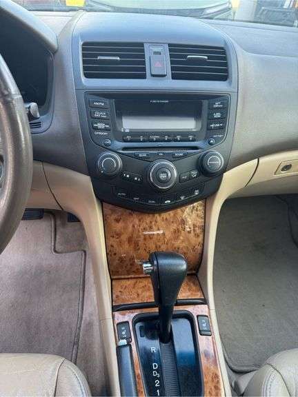 TITLE-2004 HONDA  ACCORD