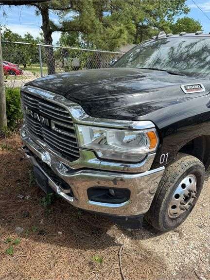 8% Buyers Premium - 2020 RAM  3500