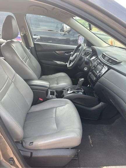 2017 NISSAN  ROGUE