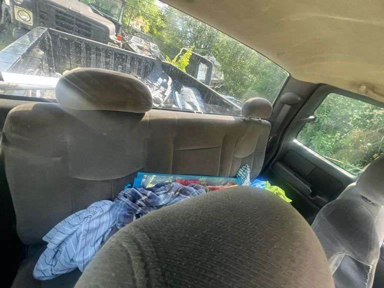 2004 GMC  SIERRA
