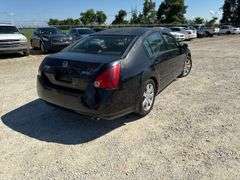 2004 NISSAN  MAXIMA
