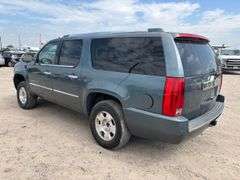 TITLE - 2008 CADILLAC  ESCALADE