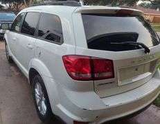 Clean title - 2013 DODGE  JOURNEY