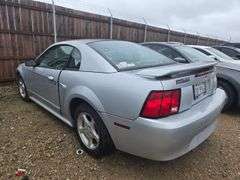 2002 FORD  MUSTANG