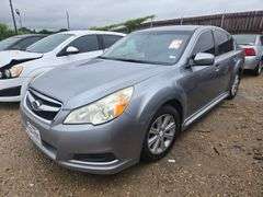 2010 SUBARU  LEGACY