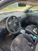 2002 VOLKSWAGEN  JETTA