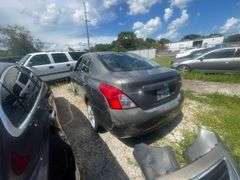 2012 NISSAN  VERSA