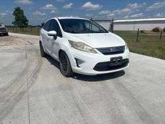 2011 FORD  FIESTA