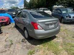 2014 NISSAN  VERSA