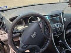 2011 HYUNDAI  SONATA