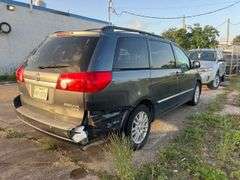 2007 TOYOTA  SIENNA