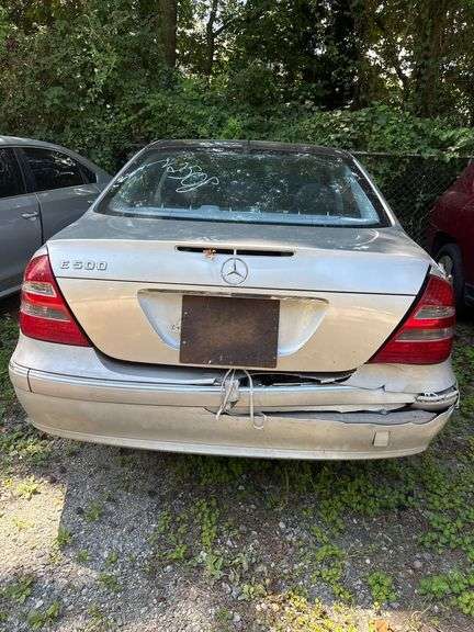 DERELICT PARTS ONLY -2005 MERCEDES-BENZ  E-CLASS