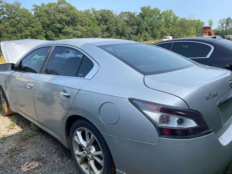 2012 NISSAN  MAXIMA