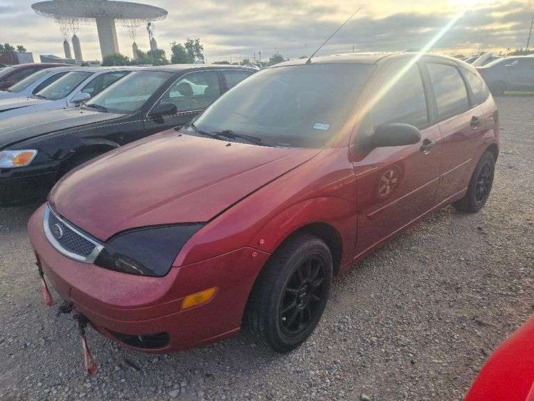 2005 FORD  FOCUS
