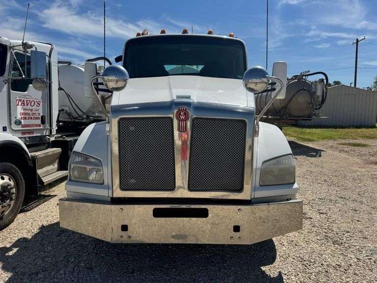 2017 KENWORTH  T880