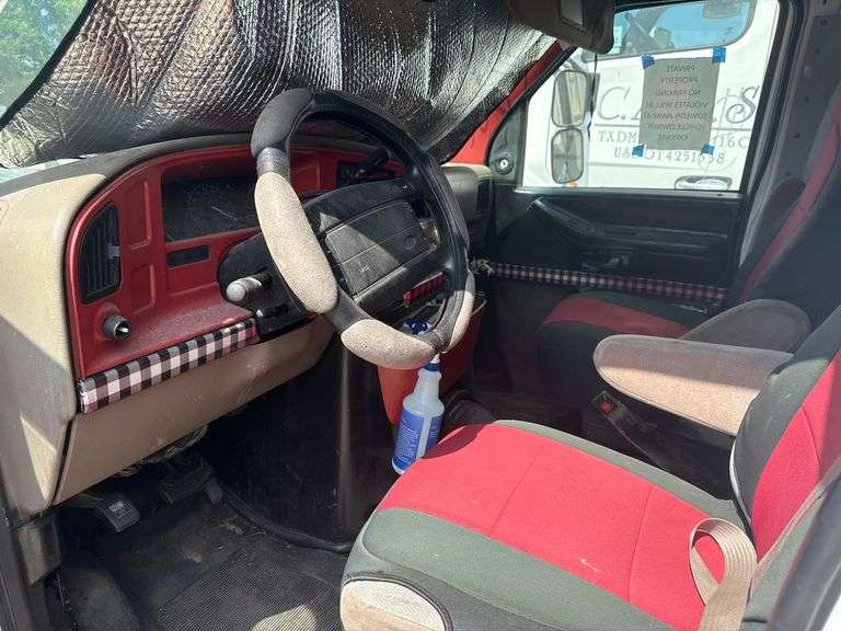 1996 FORD  E-350