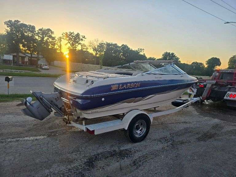 1999 LARSON  186SEI