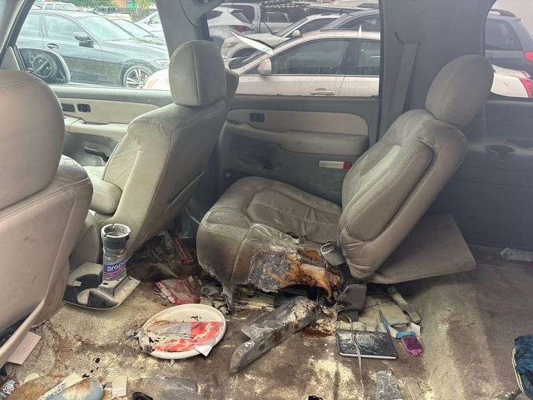 2001 CHEVROLET  SUBURBAN
