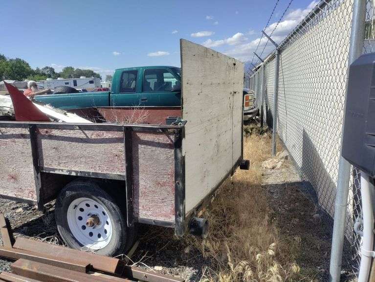 - HOMEMADE  TRAILER