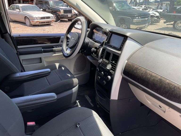 2010 DODGE  GRAND CARAVAN