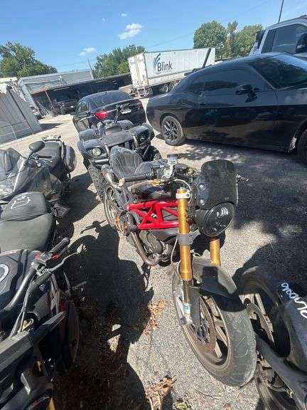 2009 DUCATI  MONSTER