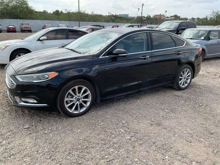 2017 FORD  FUSION