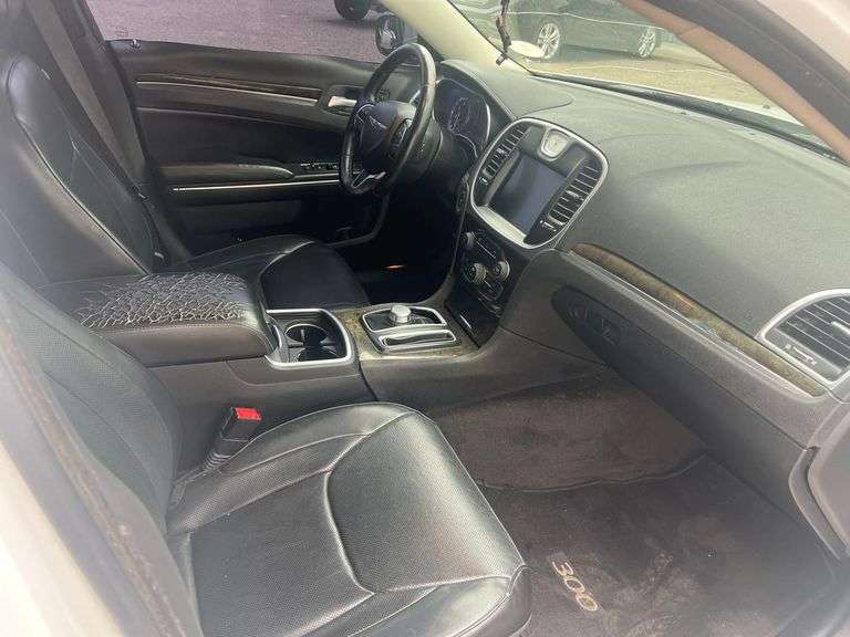 2016 CHRYSLER  300