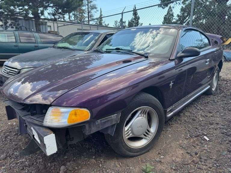 1997 FORD  MUSTANG