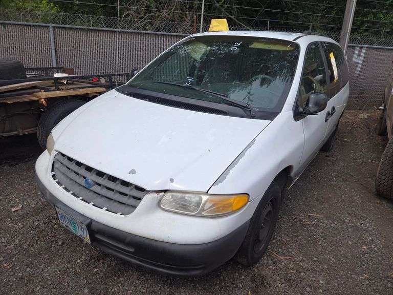 1998 PLYMOUTH  GRAND VOYAGER