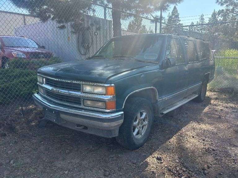1995 CHEVROLET  SUBURBAN