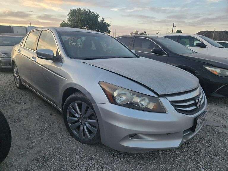 2011 HONDA  ACCORD