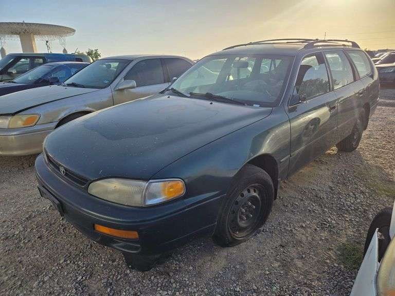 1996 TOYOTA  CAMRY