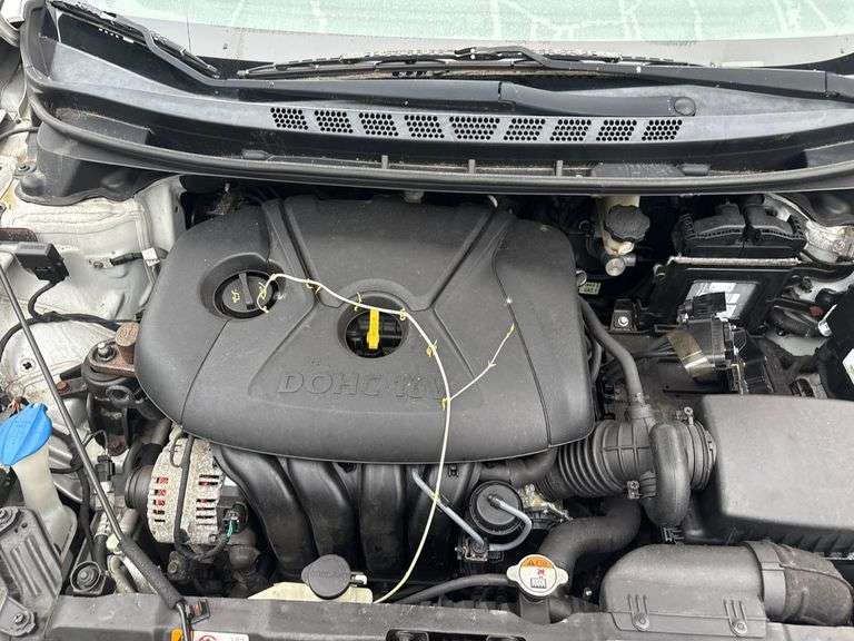 2015 HYUNDAI  ELANTRA