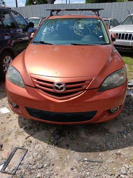 DERELICT PARTS ONLY -2005 MAZDA  MAZDA3