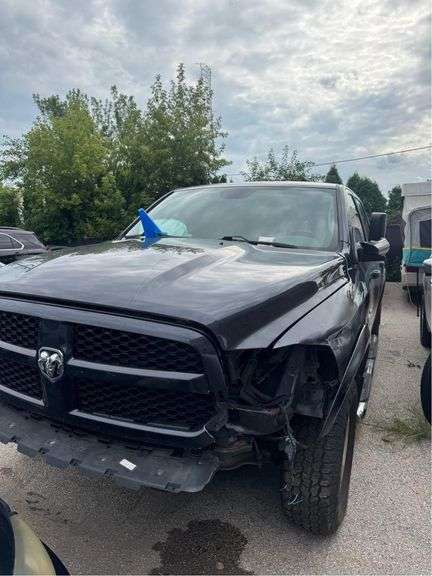 2016 RAM  1500