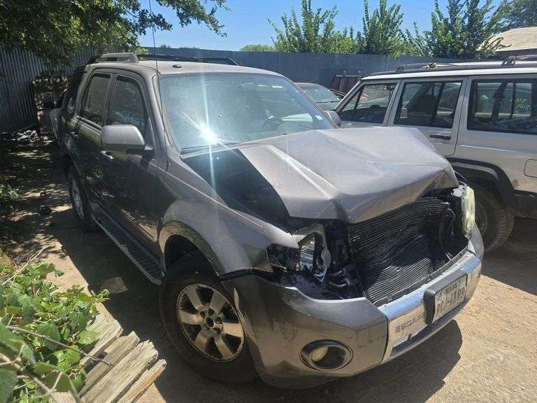 2010 FORD  ESCAPE