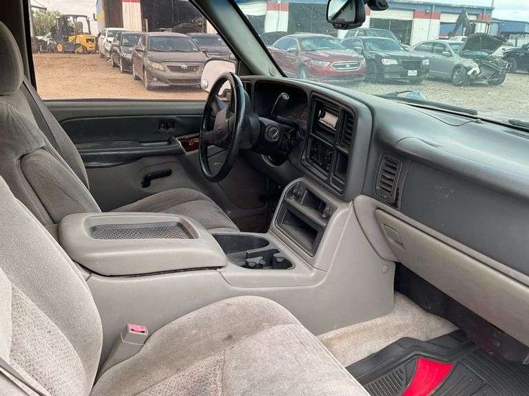 2003 CHEVROLET  TAHOE