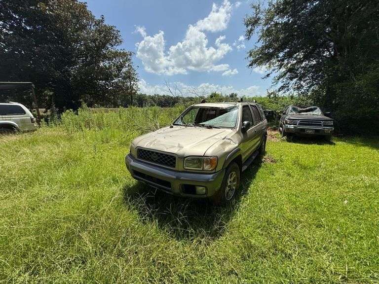 Title - 2001 NISSAN  PATHFINDER