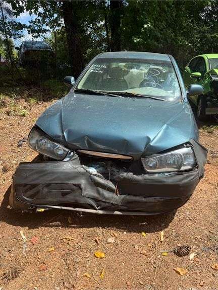 DERELICT PARTS ONLY -2002 HYUNDAI  ELANTRA