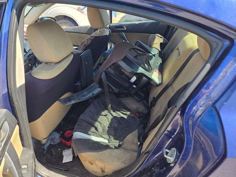 2012 MAZDA  MAZDA3