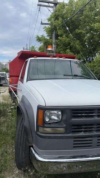 2002 CHEVROLET  GMT-400