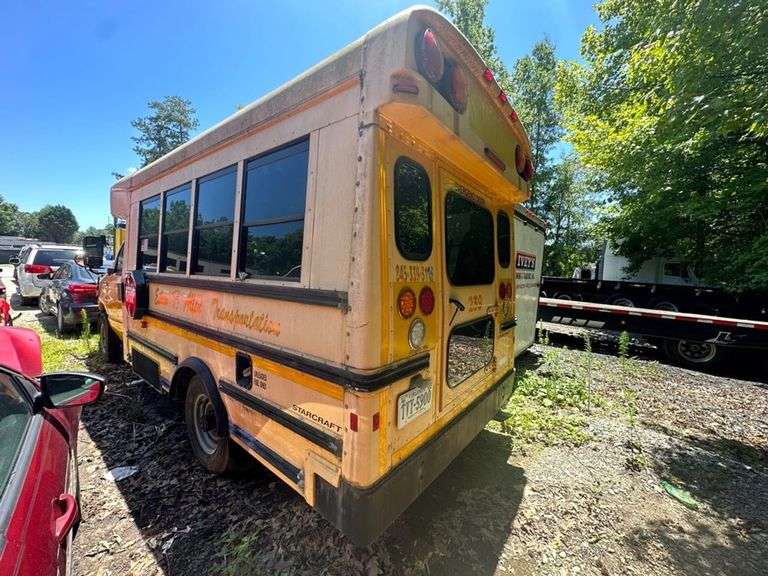 2012 FORD  E-350
