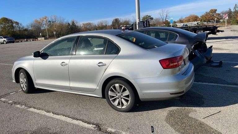 2015 VOLKSWAGEN  JETTA